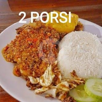 Ayam Ungkep Goreng Sambal Merah menu Ayam Geprek Nuklir, Baladewa