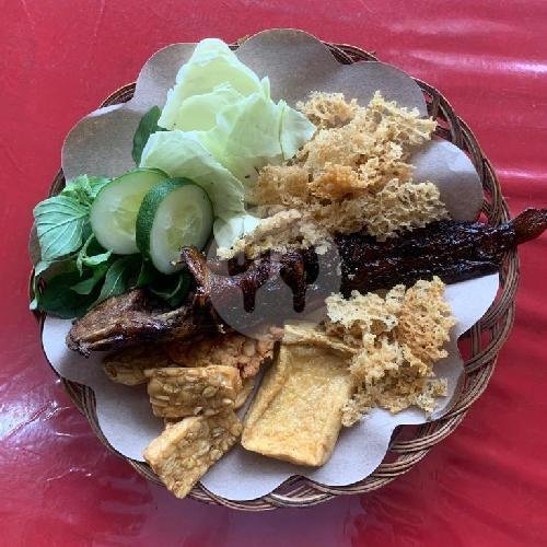 Nasi Lele Goreng (Gratis Es Teh + Tempe Crispy) menu Penyetan Kang Joni, Pogung Kidul