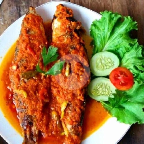 Gepuk Daging Sapi menu Warung Nasi Ibu Ela Singaparna, Ahmad Yani