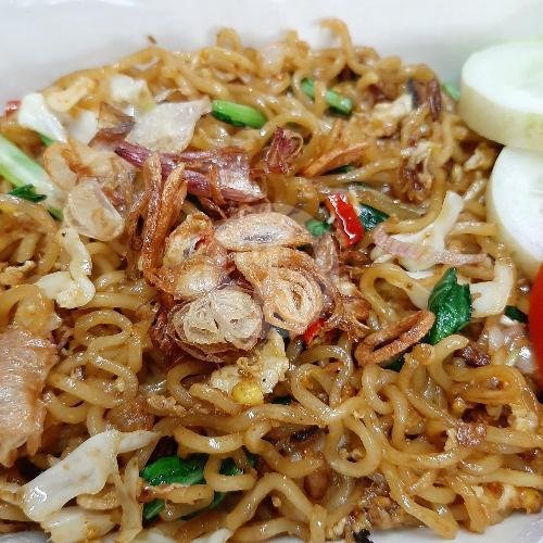 Indomie Goreng Tek Tek Biasa menu Nasi Goreng Milan Milena, Guji Baru