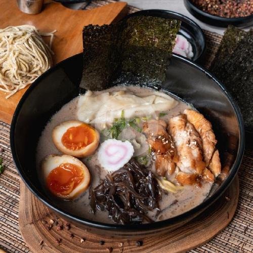 Review Simplisio Menya Ramen Bar: Kenangan Rasa yang Menghangatkan Hati di Padalarang