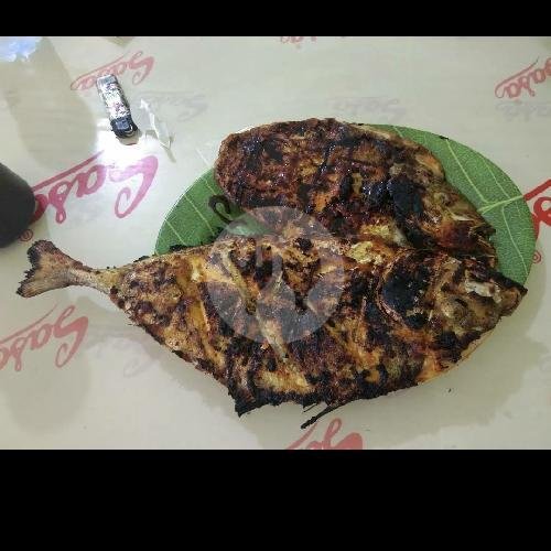 Ikan Gurame Bakar. menu Ikan Bakar Permata Pak Tarjo No 22