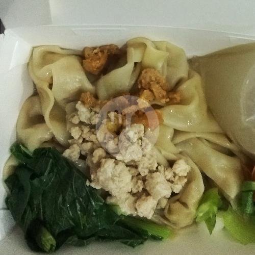 Ekstra Bakso menu Bakmi GC, Kota Bambu