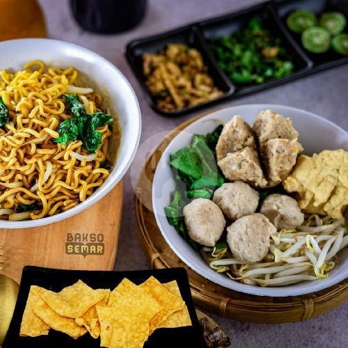Bakso Tulang Iga + Pangsit menu Bakso Semar, Melong