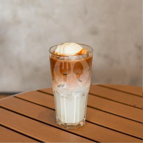 Sundanese Coffee ( Es Kopi Susu ) menu Dahan Kopi, Banjaran