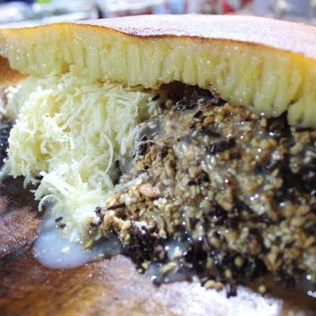 Keju Campur ( Keju Kacang Coklat Wijen ) menu Martabak Selmis Asem Baris Raya, Tebet