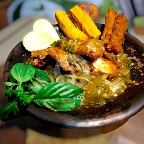 Ayam Sambal Penyet (boiler) menu Raja Ayam, Pagarsih