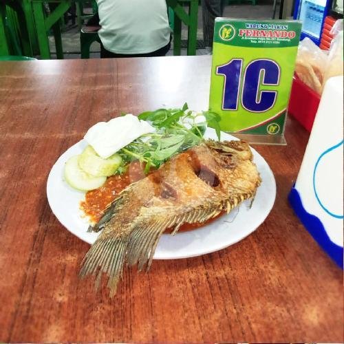 Udang Goreng menu Warung Makan Fernando, Kiaracondong