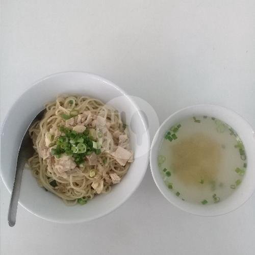 Review Mie Ayam Pinangsia: Kuliner Legendaris di Pinangsia Raya