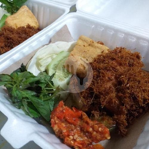 Ayam Laos Tanpa Nasi menu Ayam Laos Maknyuus, Kedungkandang