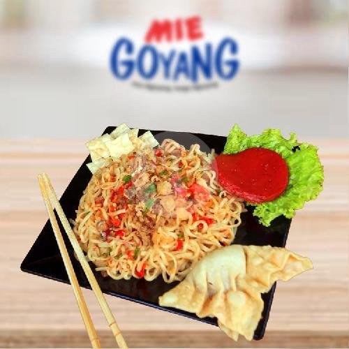 Mie Pedas Gurih Level 2 menu Mie Goyang, Gajah Mada
