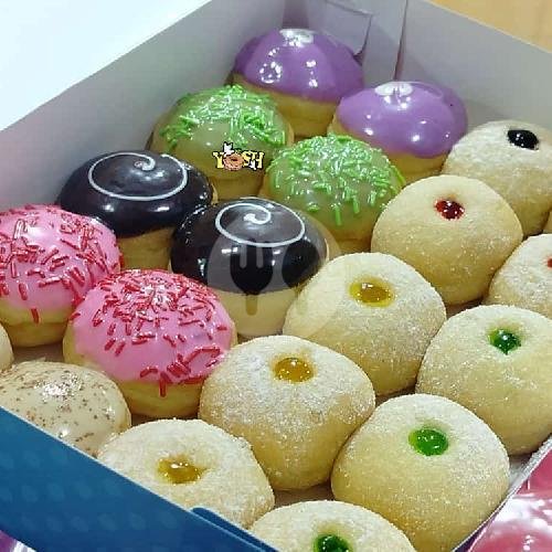 donat Mungil toping mix menu Yosh Donat kentang Probolinggo