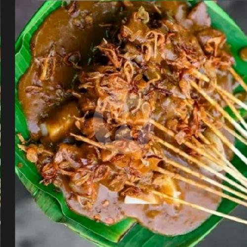 Sate Padang.daging Sapi Campur Daging Ayam + Ketupat menu Sate Padang Family Pariaman