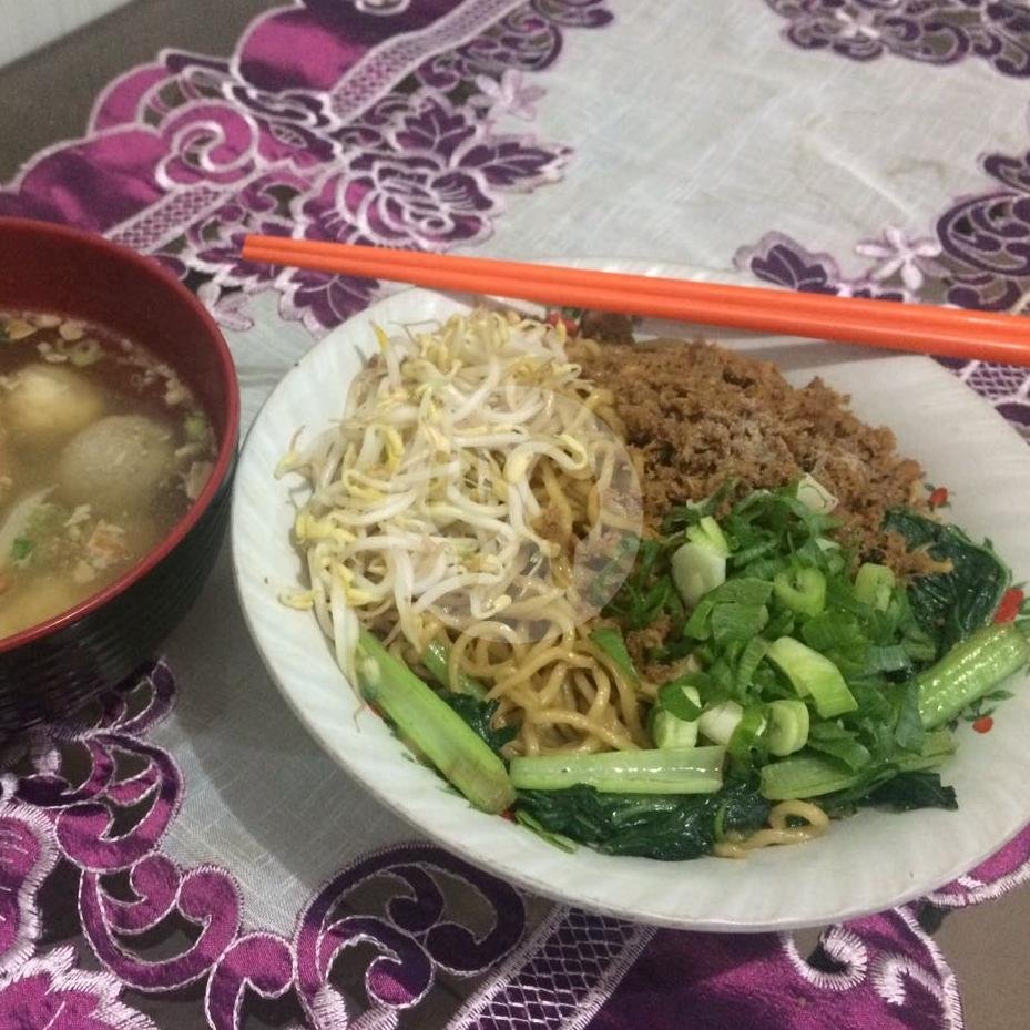 Mie Ayam Komplit menu Mie Ayam Bangka Awat, Rukan Grand Galaxy City