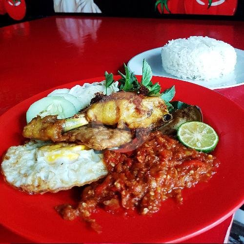 Special Nasi Ayam Goreng menu Nasi Tempe Penyet C-HO