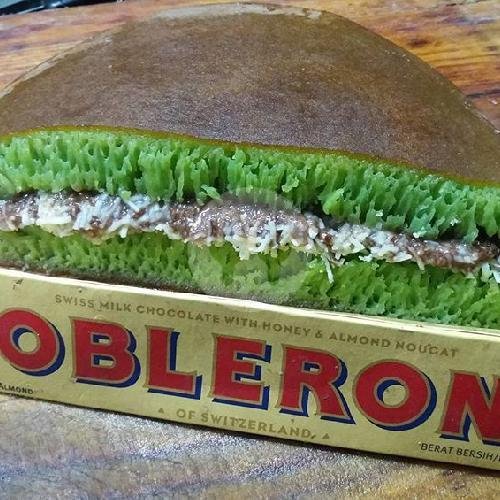 Pandan Toblerone Keju Kacang menu Martabak Melayu, Makasar