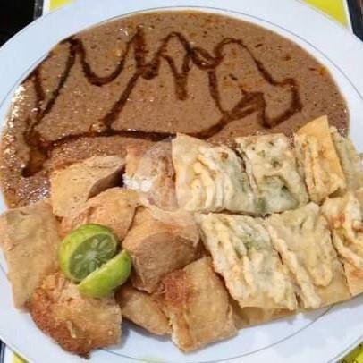 Mie Kocok/Porsi menu Pa Oyen Ampera Garden Food, Ampera