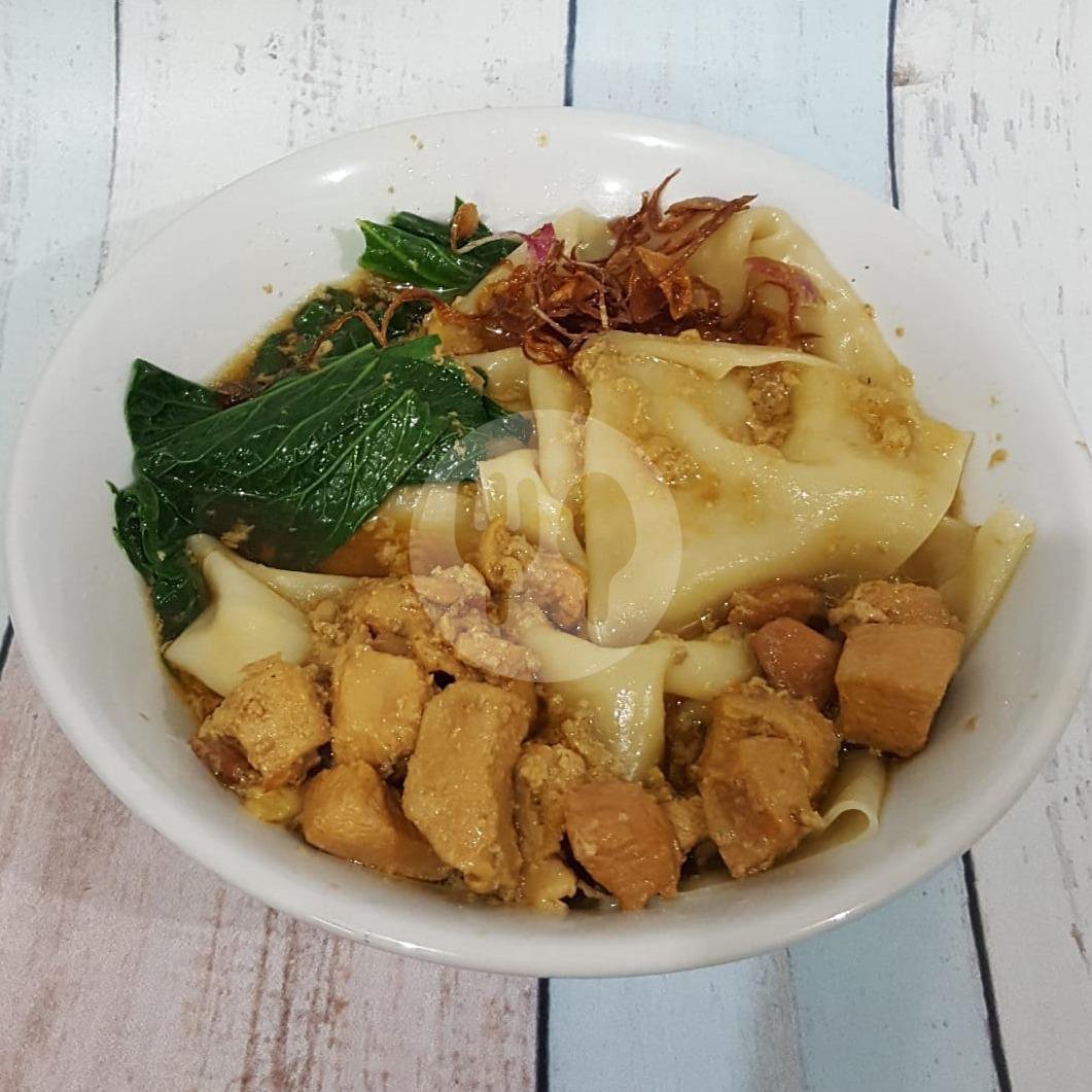 Baso Pangsit Kuah menu Mie Cabe Gerus 2 Hj. Elly, Kelapa Gading