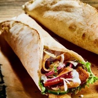 Jus Sirsak menu Crazy Hotang 2, Halaman GOR Sukapura