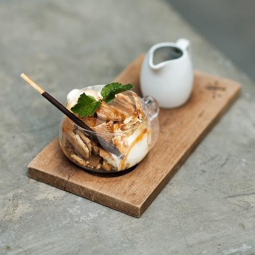 Coffe Klepon Latte menu Anak Panah Kopi Plus Solo Baru