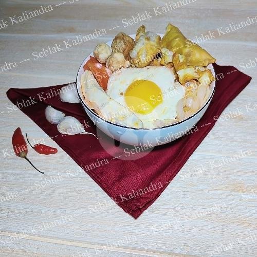 Seblak + Telor Mie Kuning menu Seblak Kaliandra, Kebayoran Baru