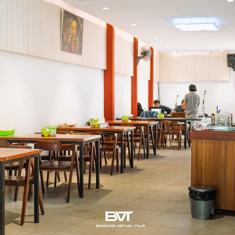 Soto Ayam Ambengan Pak Sadi (Asli), Banda