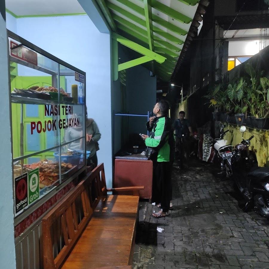 Nasi Teri Pojok Gejayan, Klitren