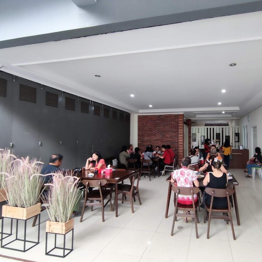 Soto Yoe Fo, Jl. Muara Barat No 7