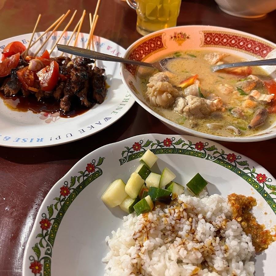 Sop Kaki Kambing, Cik Di Tiro