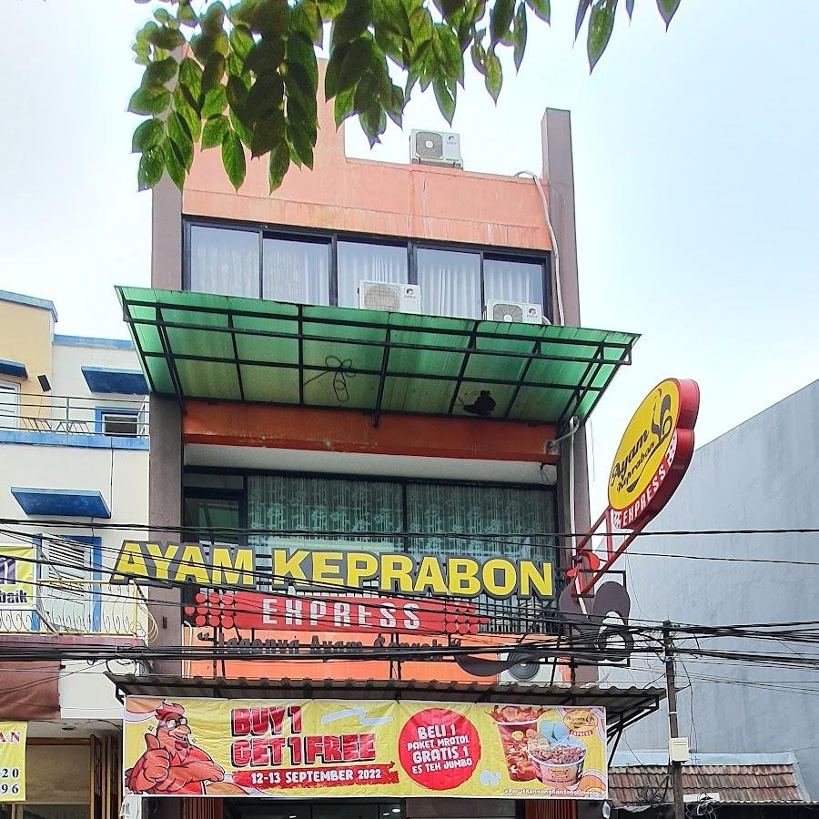 Ayam Keprabon Express, Kelapa Gading