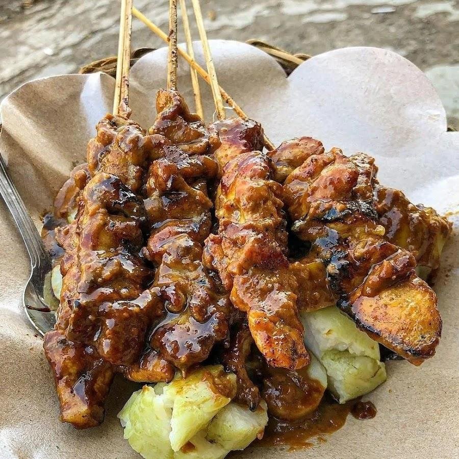 Sate Ayam Dan Sop Iga Sapi Ridho Alhabsyi, Lubang Buaya