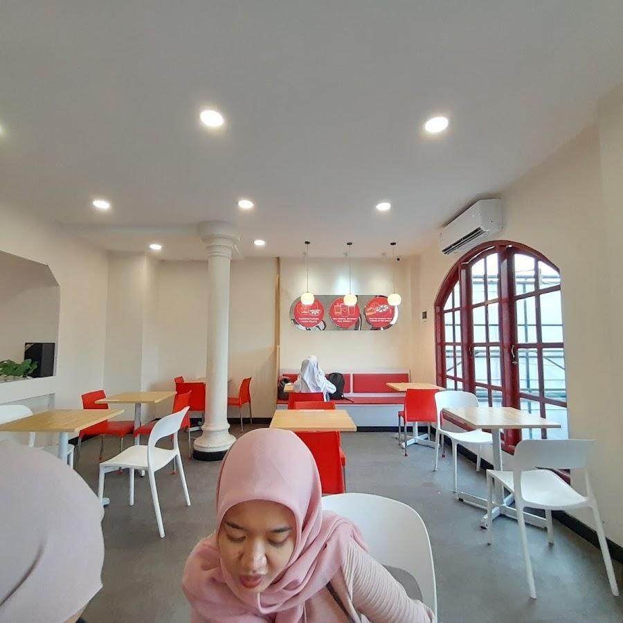 Mixue, Taman Siswa