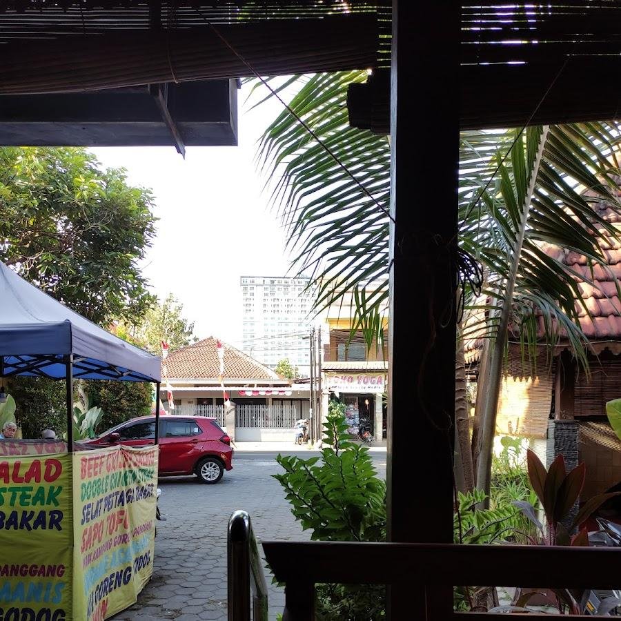 Degan Ijo, Samanhudi