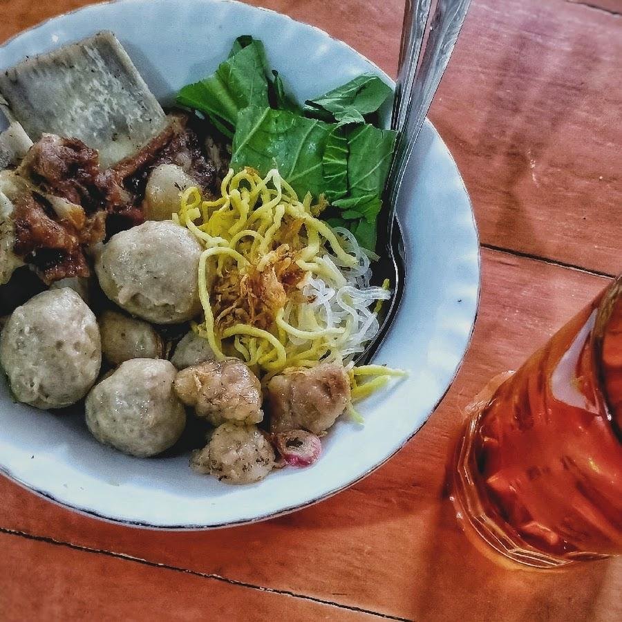 Bakso Daging Sapi Pak Kardi, Bandungrejo