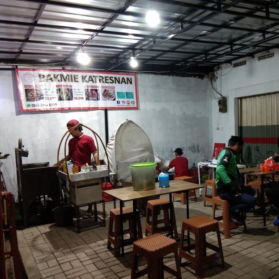 Bakmi Katresnan (Mie tek-tek dan Mie jawa), Arcamanik