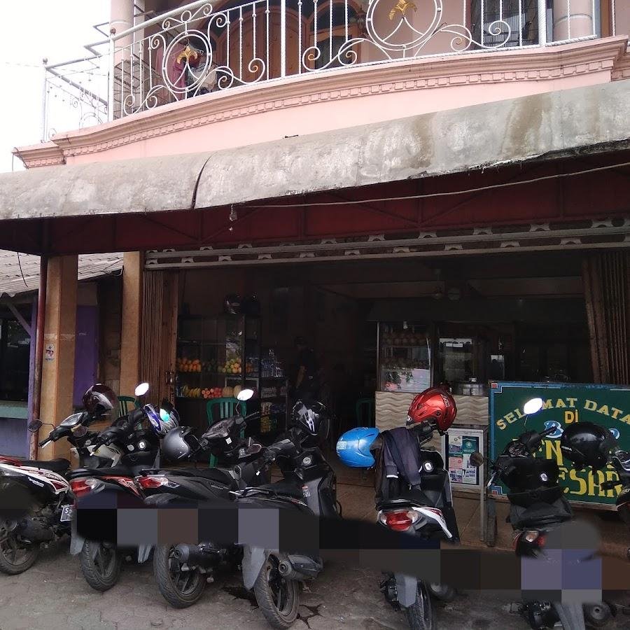 Bakso Besar H. Mustofa (Babemu1975), Barat Stadion 250m
