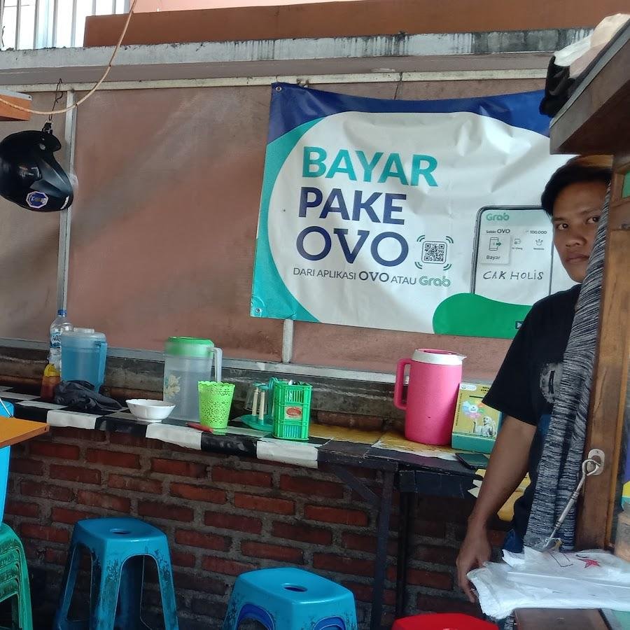 Sate Madura Pak Zainal, Geger Kalong