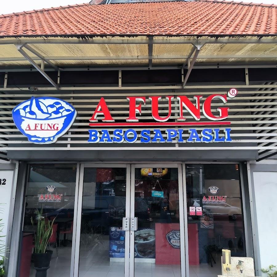 A Fung Baso Sapi Asli, Dr. Soetomo