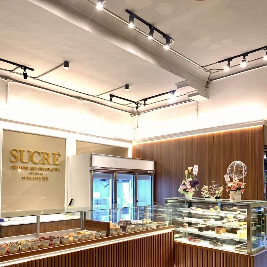 Sucre Patissier & Chocolatier, Dipatiukur