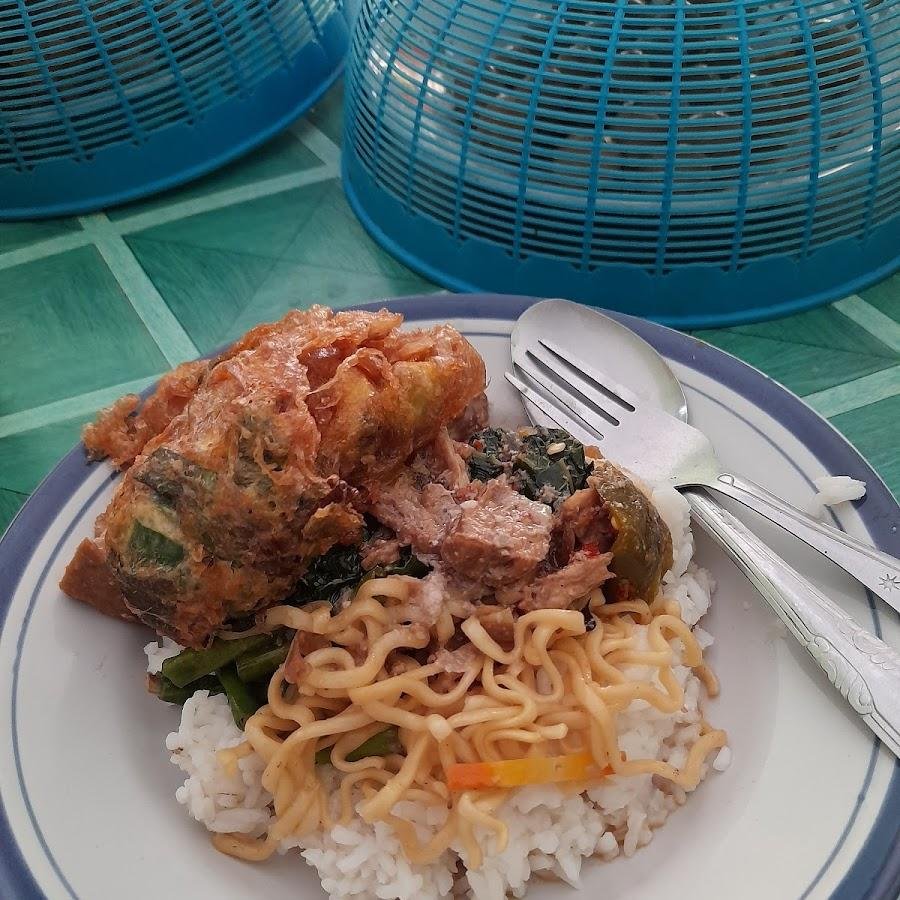 Warung Makan Soto Solo, Gajah Raya