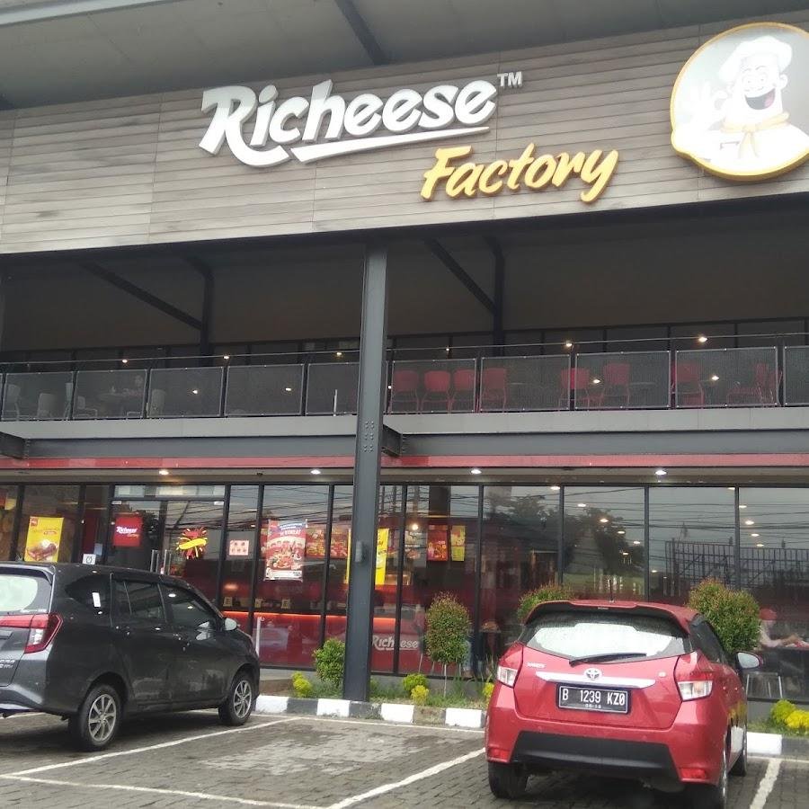 Richeese Factory, Jatiwaringin
