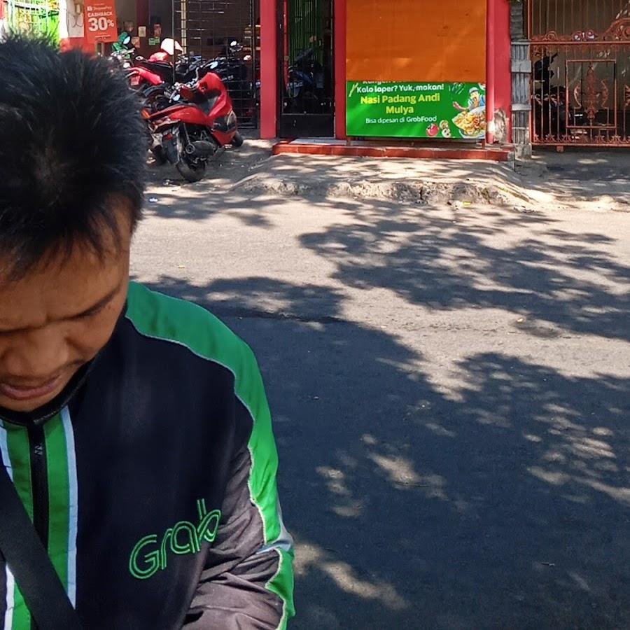 Nasi Padang Andi Mulya, Antapani