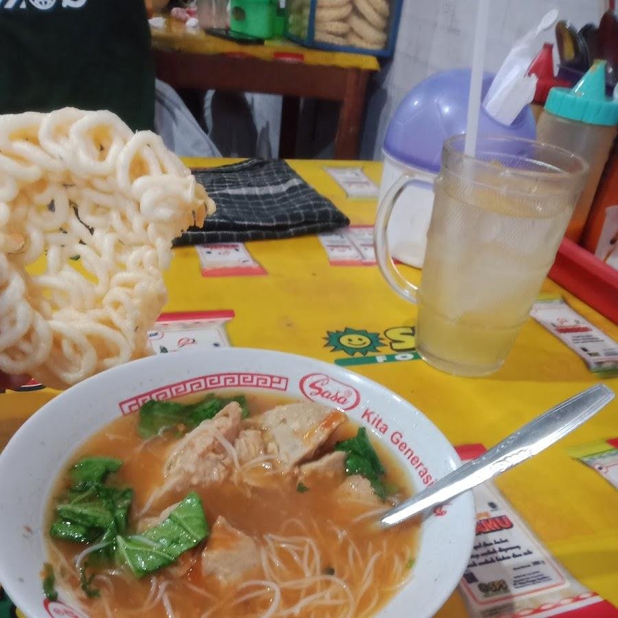 Mie Ayam Dan Bakso Mahkota Rojo, Danliris