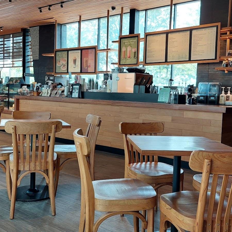 Starbucks, Solo Square