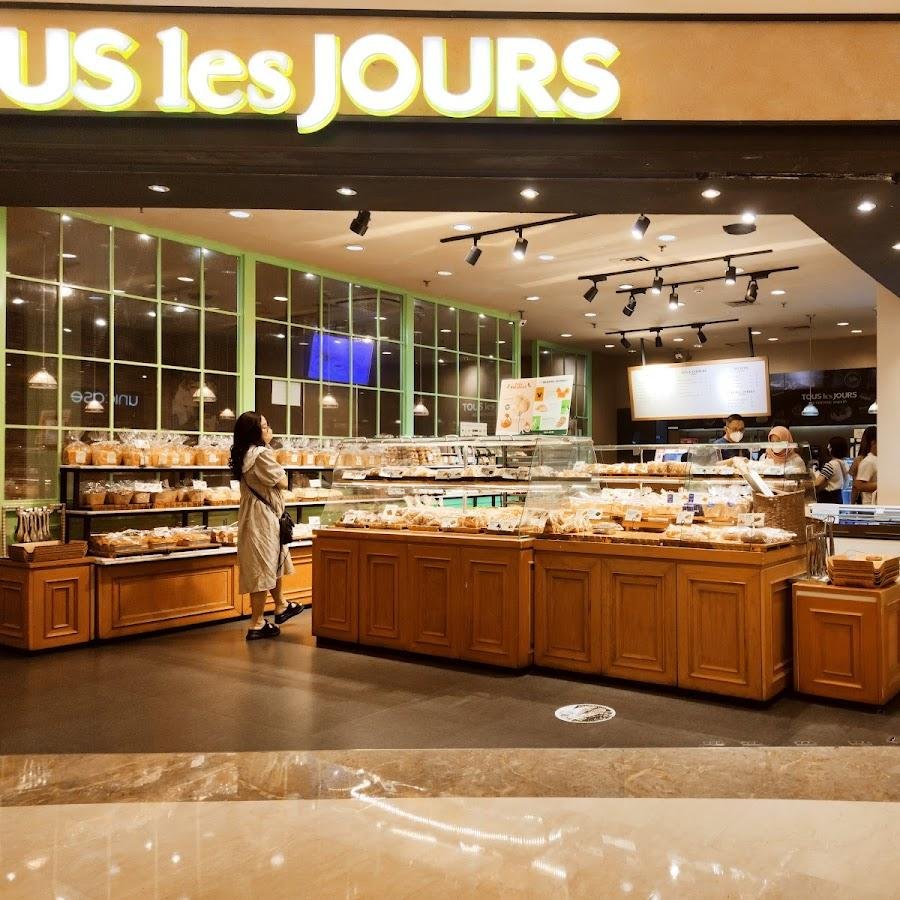 TOUS les JOURS, Galaxy Mall