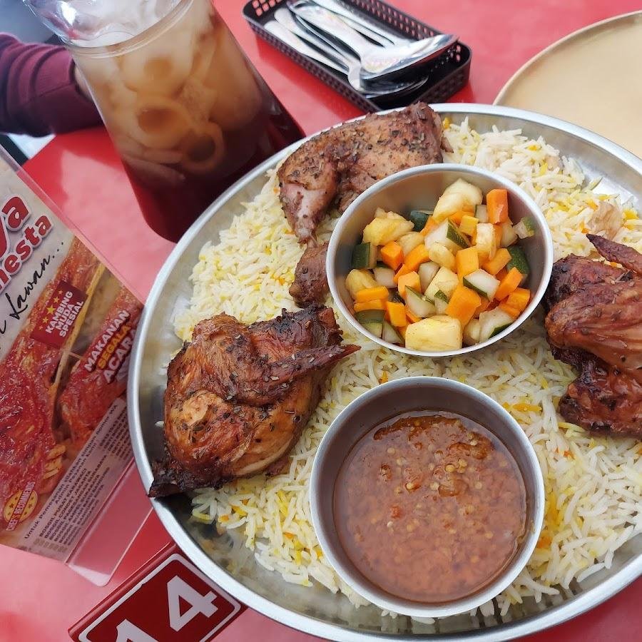 Nasi Mandhi Bosgil, Ampel