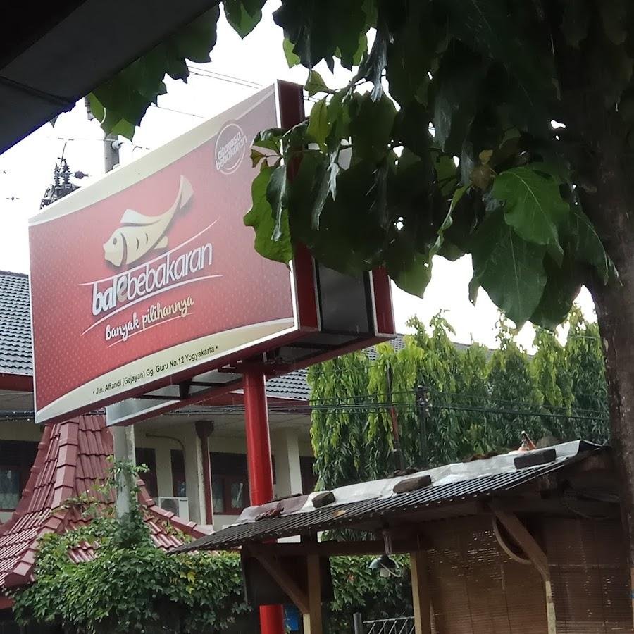 Bale Bebakaran, Gejayan