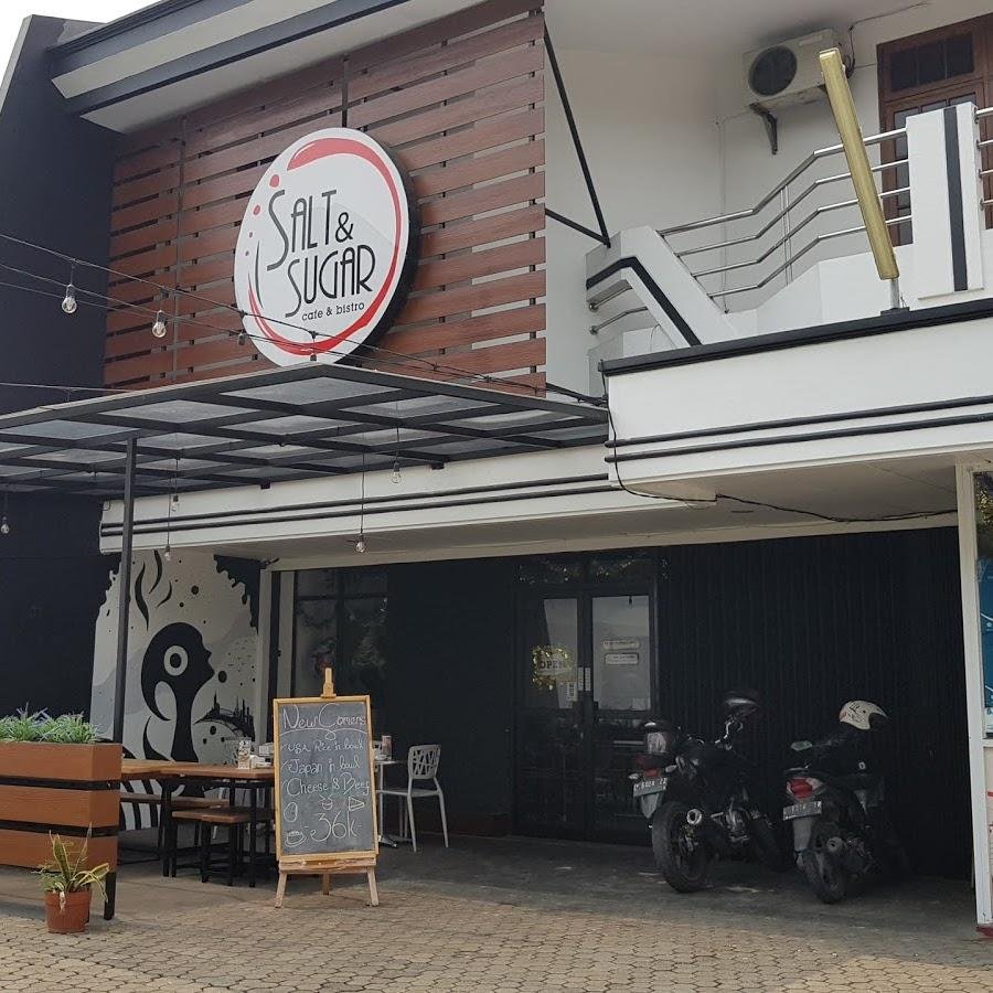 Salt & Sugar, Burger And Pasta, Jemursari
