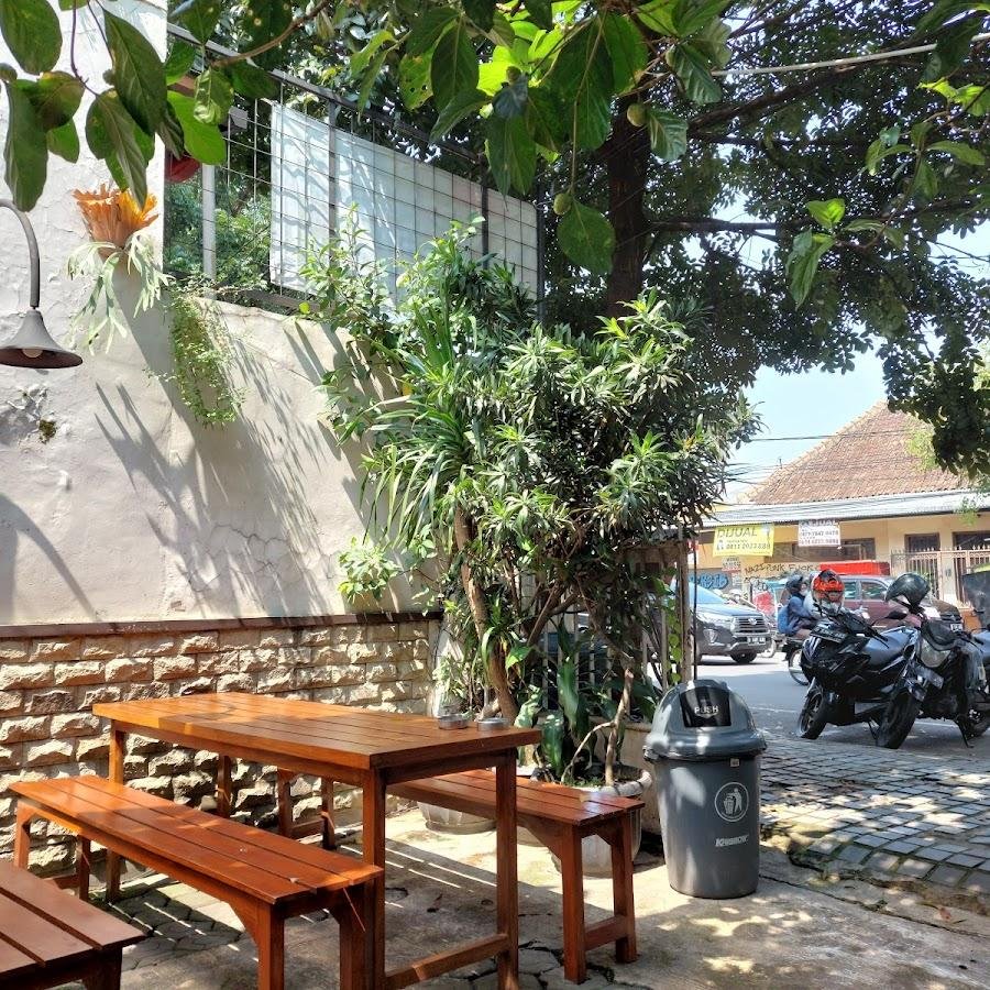 Dreezel Coffee, Pajajaran