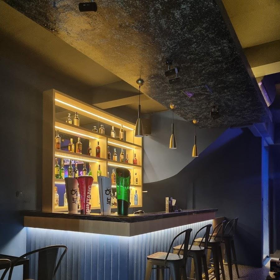 Thirsty Owl (Bir Soju Amer), Kelapa Gading